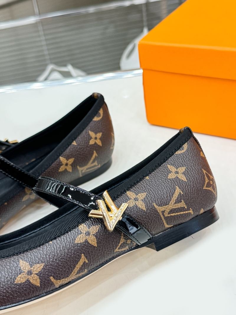 Louis Vuitton Flat Shoes